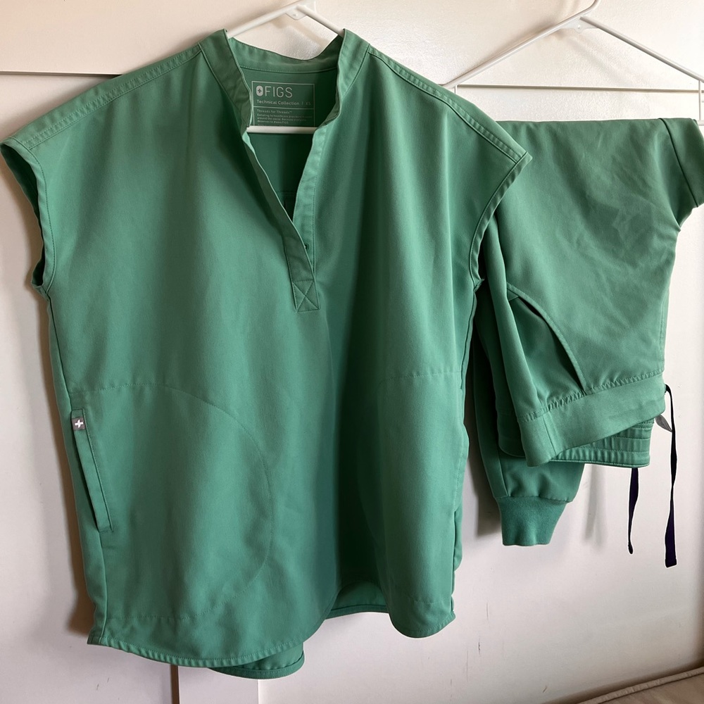 Figs surgical green XS  Rafaela pared with medium petite Zamora gently worn.